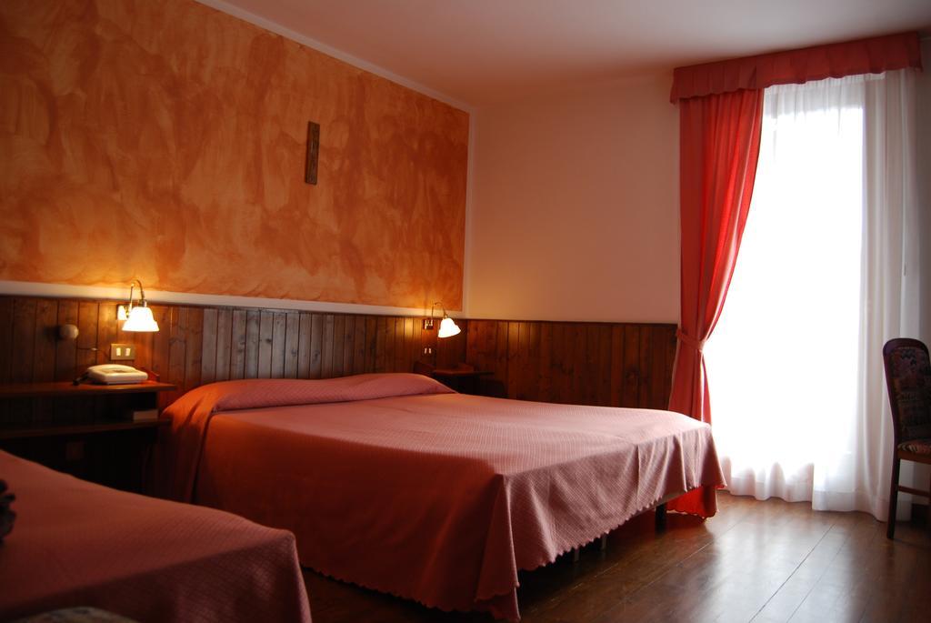 Albergo Villa Cristina Folgaria Chambre photo