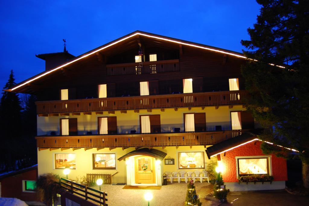 Albergo Villa Cristina Folgaria Extérieur photo